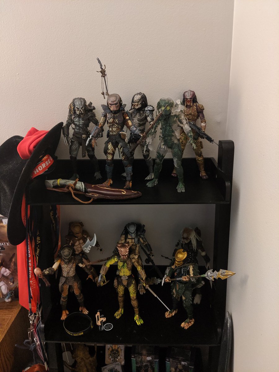 Myraiden1's tweet photo. I should reorganize my #collection more often. I have a nice spread of stuff I haven't been able to display properly in a while. 
@artofcai created the lion dance and dragon dance items shown here. ❤️
#MortalKombat #thepredator #predator #predators #raiden #thundergod #fakeskull https://t.co/r5LiAfM5Jh