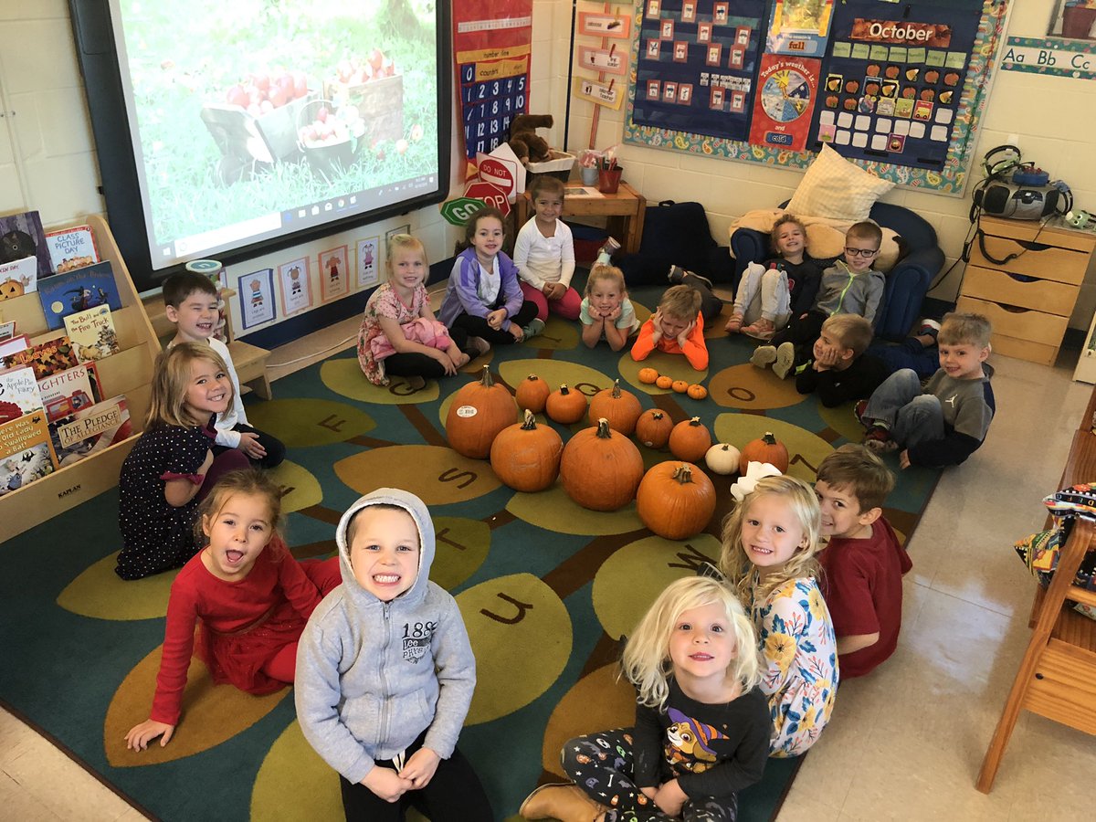 DunlapsKnights's tweet photo. SO excited to kick off our pumpkin unit today! We sorted our pumpkins by size today, organized and counted, then compared quantities. Tomorrow... estimating  and measuring circumferences 🎃 Thanks for all the donations preschool families ! https://t.co/BTkvQAEDZ6