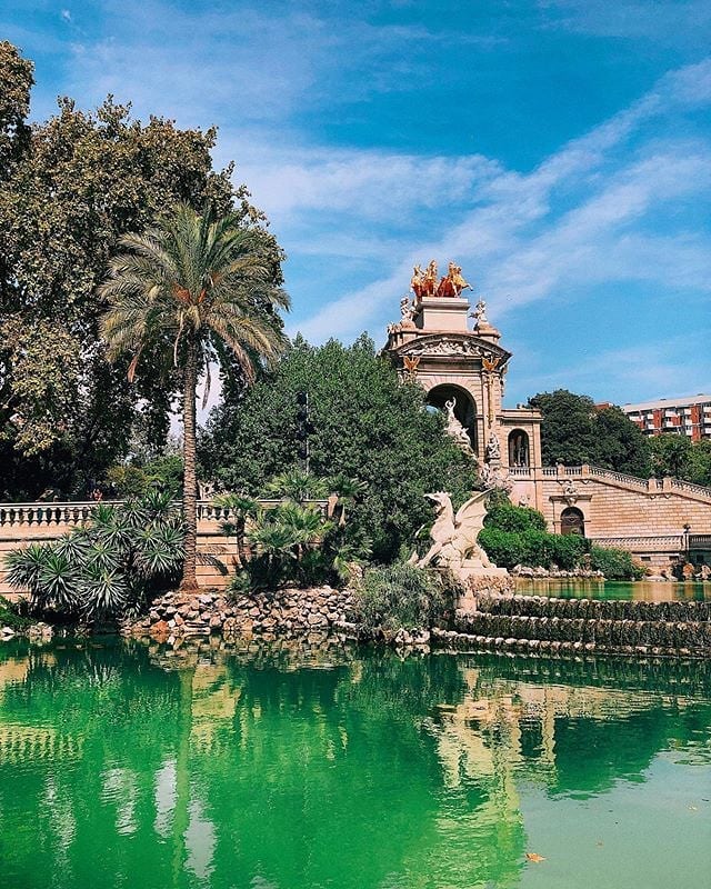 planinterrail's tweet photo. Ciutadella Park is one of the biggest and most popular parks in Barcelona, for tourists and locals alike. For decades following its construction in the 19th century, this park was the only open green space in the whole…

📸 https://t.co/EihUwFA31O via https://t.co/fvuQfmjNKC https://t.co/0nG30NSay0