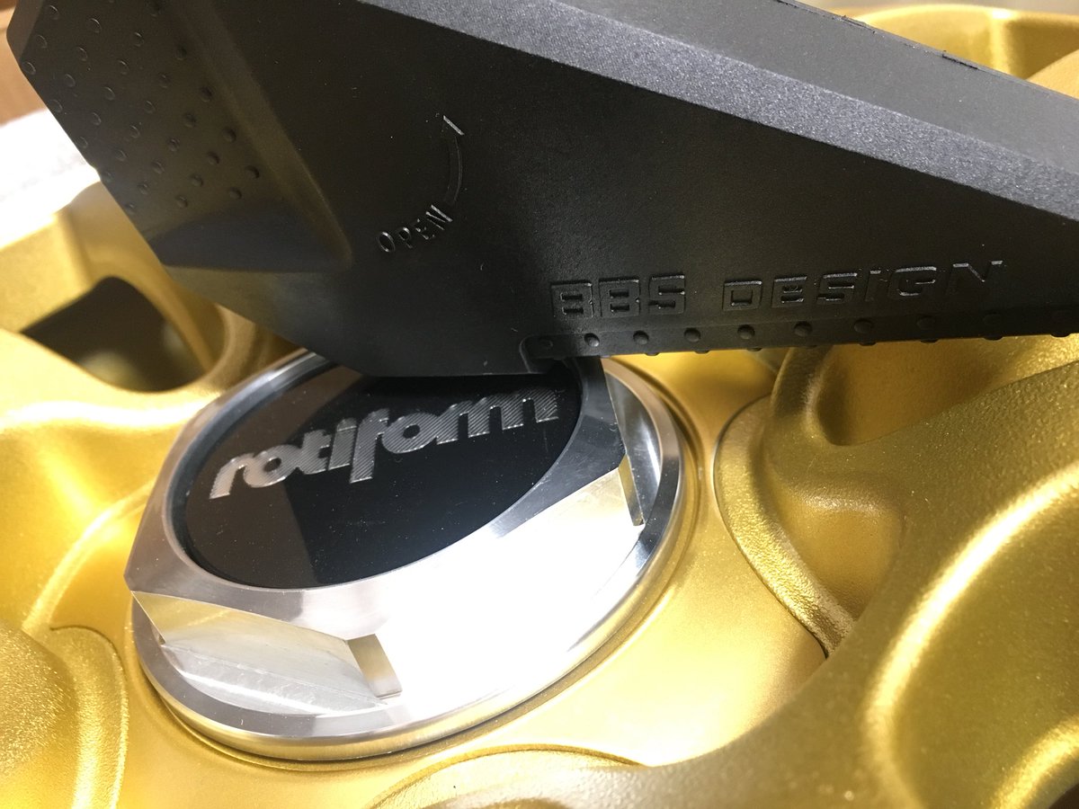 レンチ】 rotiform ロティフォーム センターキャップ 7R3fv