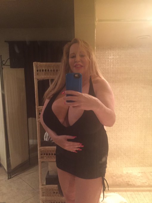 I will be in NYC  November 17 through the 21st. Please email me at europed@aol.com for more info.  #BigTits<a href="/tag/lasvegas"class="tags"><span>#lasvegas</span></a><a href="/tag/bigtits"class="tags"><span>#bigtits</span></a>