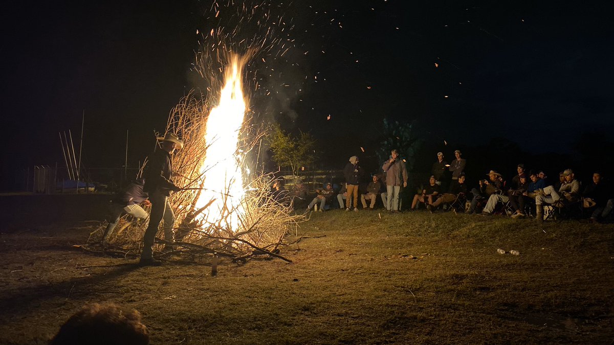 AggieSuits's tweet photo. “It’s a bonfire, turn the lights off.” - Donald Glover, 2011 https://t.co/xjJpFmcUut