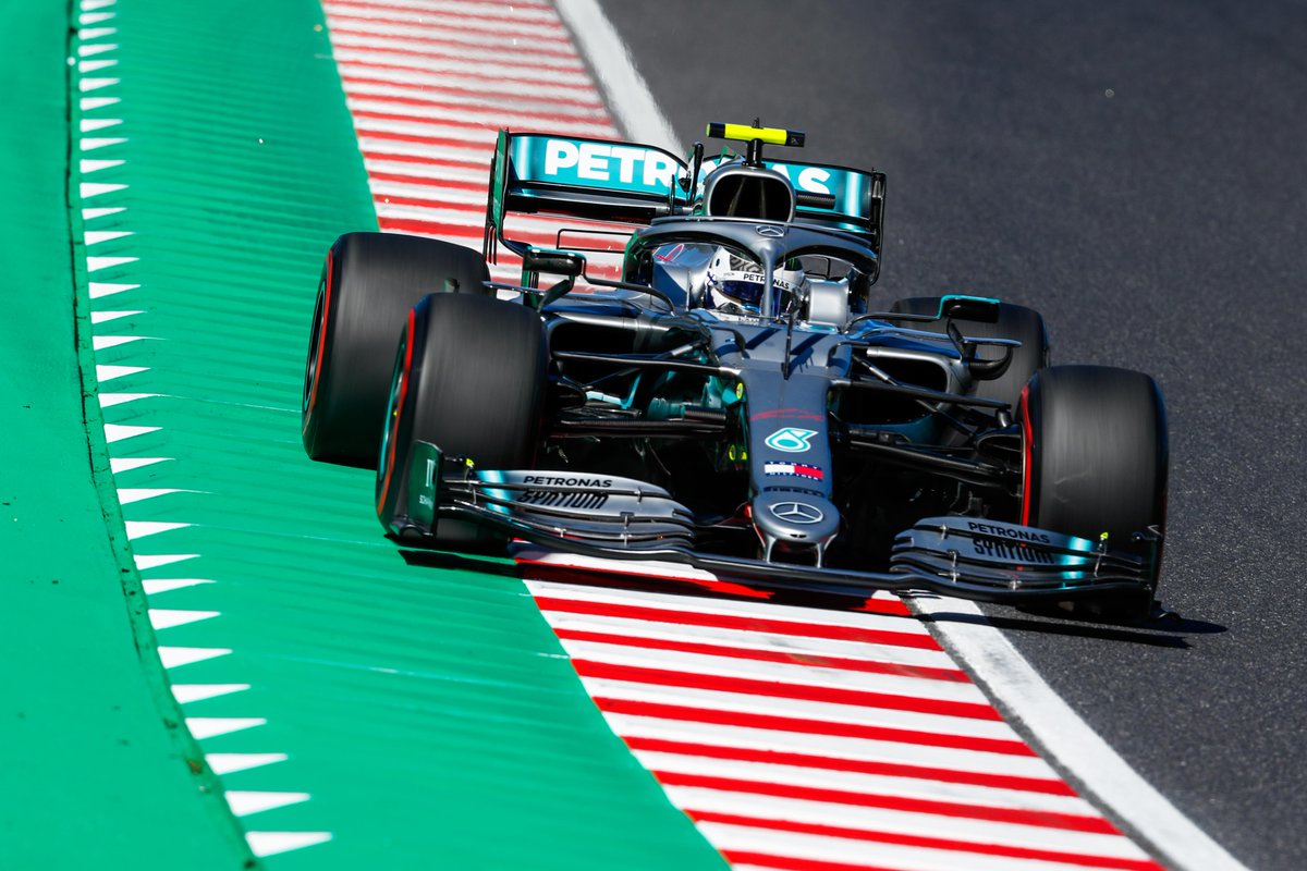 MonsterEnergyFI's tweet photo. 🇫🇮 @ValtteriBottas ajoi Japanissa voittoon, tuoden tallille @MercedesAMGF1 2019 FIA Formula OneTM World Constructors’ Championship kuudennen kerran putkeen!
#Sixcess #VB77 #ATeamComeTrue
#MonsterEnergy #Motorsports
#Formula1 #JapaneseGp https://t.co/Tknl3EAMaI
