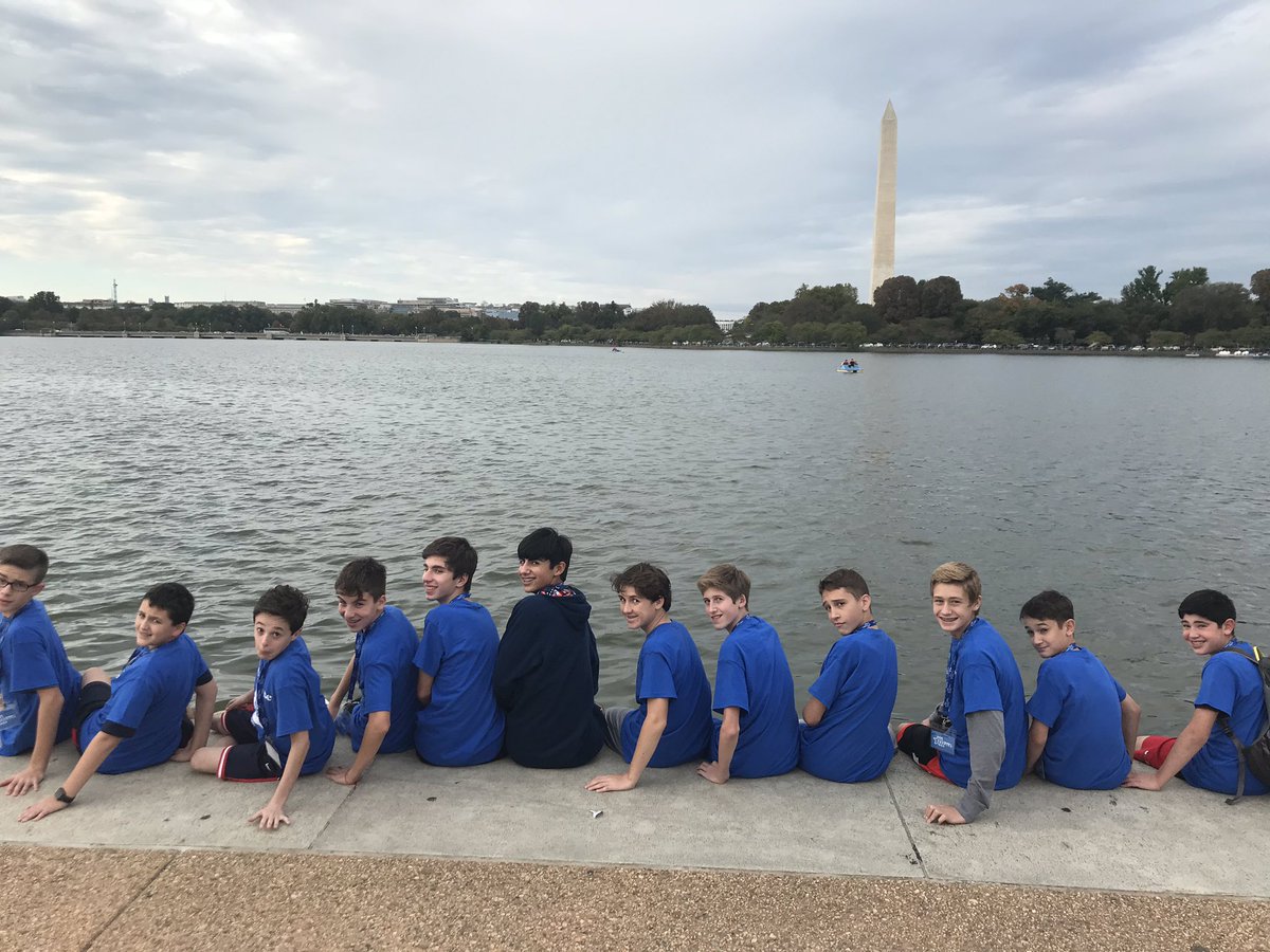 MrRummelhart's tweet photo. The 8th grade @109Shepard Middle School trip #SMSPride #engage109 https://t.co/WL7da9e86K