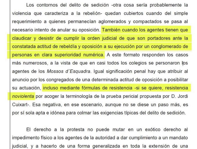 carlossmato's tweet photo. “Mostrar rebeldía y oposición a una orden judicial con resistencia no violenta”
Por esto han condenado a dos personas a 9 años de cárcel.
Esto no va de independentistas. 
Va de dictadura y democracia. 
Y perdemos por paliza los demócratas. 
#SpainIsAFascistState #SentenciaProces https://t.co/hv4MhXfGPU