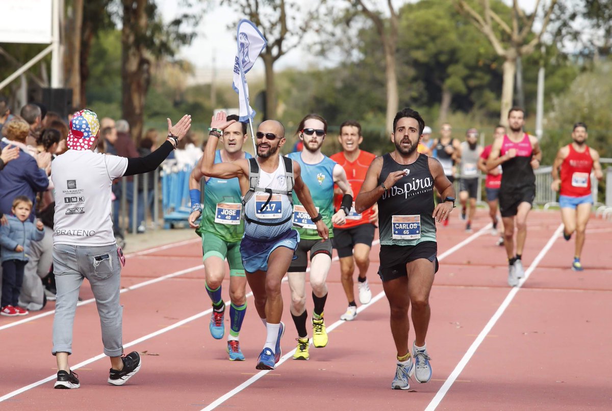 El año pasado "lo petamos" 🔝 Y este año no será diferente! 📸 Recuerda lo mejor de <a href="/LaMitjaDelPrat/">La mitja del Prat</a> con estas fotos e inscríbete ya para esta edición ➡️ bit.ly/30WgkFj
bit.ly/30YG3NK