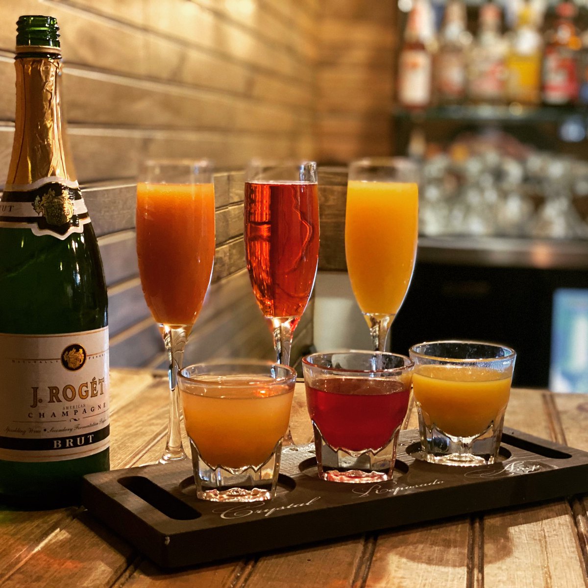MexiGo's tweet photo. Brunch on the weekends with DIY Mimosas https://t.co/hIj4eiut2b