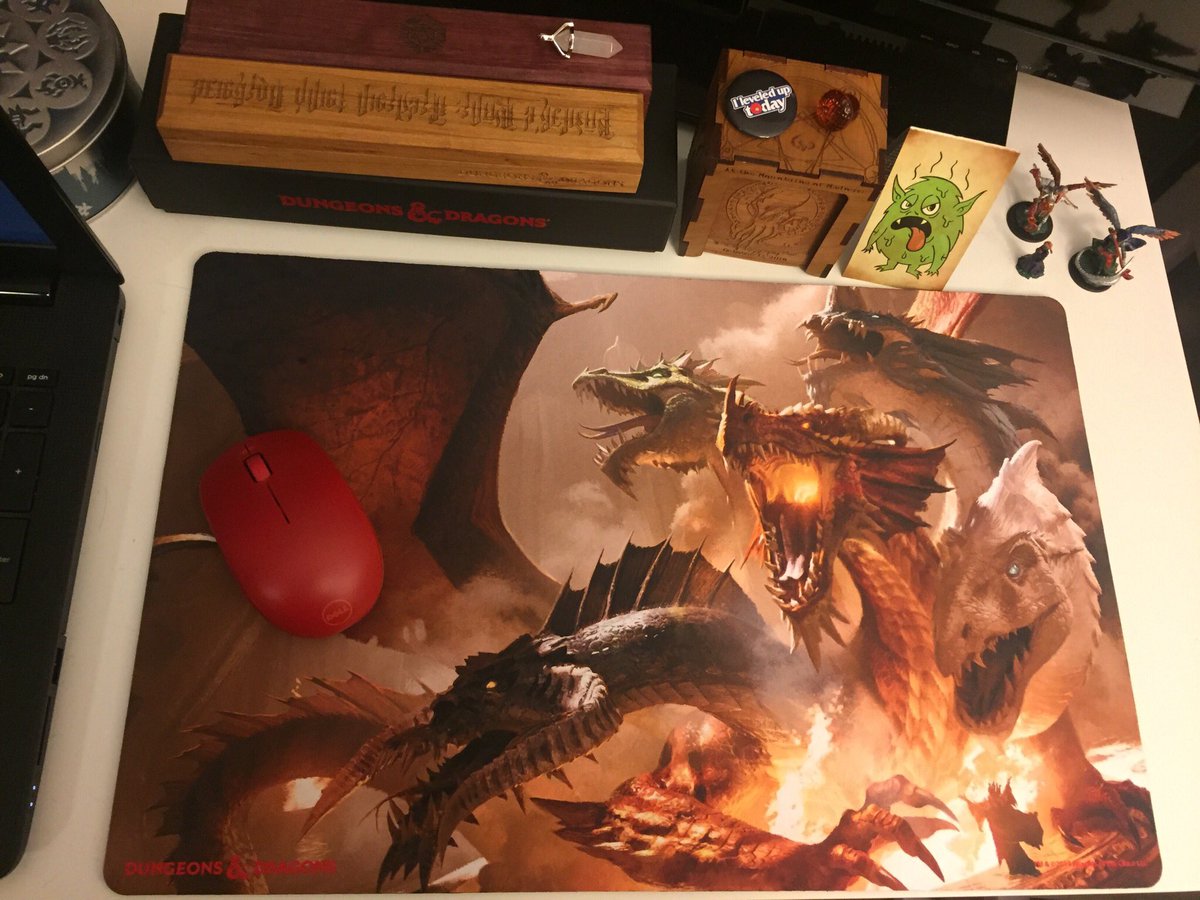 rollforlore's tweet image. Super stoked about my new super-sized monster mousepads full of monsters👻🦇🐁#MonsterMonday