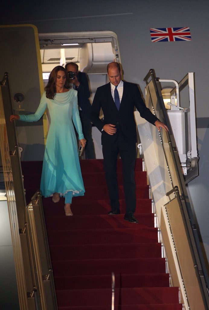 Warmest welcome to Beautiful couple in Pakistan #LandofHospitality #RoyalVisitPakistan #royalcouple #Pakistan #England