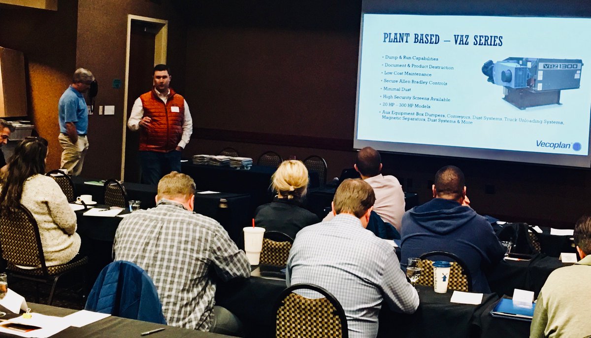 Cameron Cecil, our Paper Division Sales Manger, recently gave a presentation at NAID’s Shred School in Portland, Oregon. His talk high lighted the many advantages of Vecoplan’s VAZ shredder series when used for plant-based document destruction.