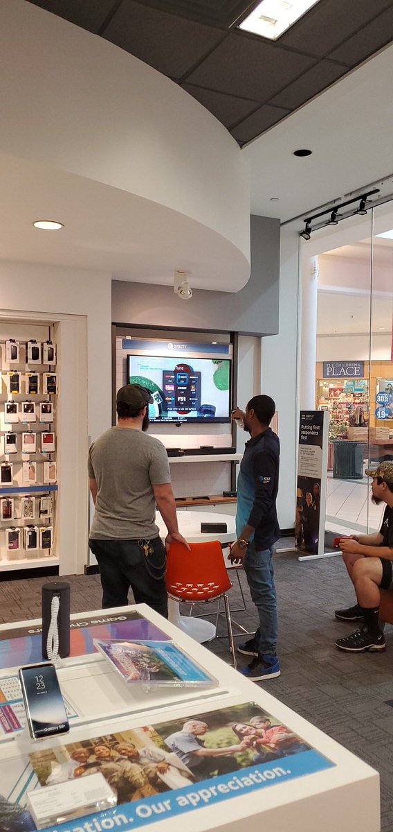 Demo Demo Demo #Palmer <a href="/danbostelman/">danbostelman</a> <a href="/elthonmunoz/">Elthon Munoz</a> <a href="/JakeAraghi/">Jake Araghi</a> @ATTPortablesEVD <a href="/judy_cavalieri/">Judy Cavalieri</a> @Trisha__Torres 💪🏾💪🏾