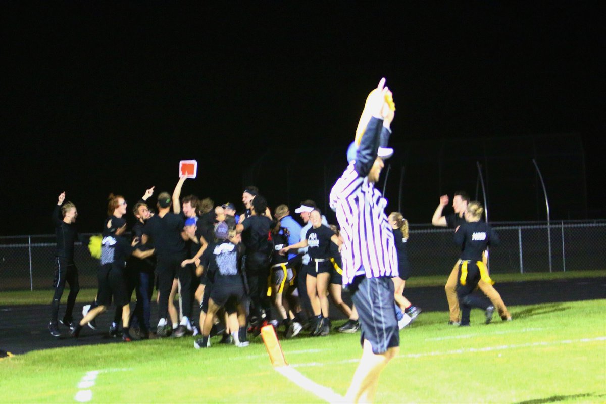 Big Lake Super Fans 2019-20 tweet media