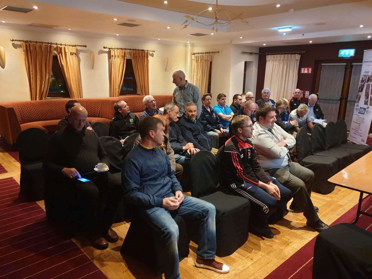 DamienColeman4's tweet photo. @ConnachtGAA #HurlingWorkshop in @RoscommonGAA @RosCoachingGAA with #ClubOfficers adult and Juvenile, promoting @og_tain and Adult cross county hurling leagues 2020 .. @cathalcregg @OfficialLDGAA https://t.co/EXSvn7nGyx