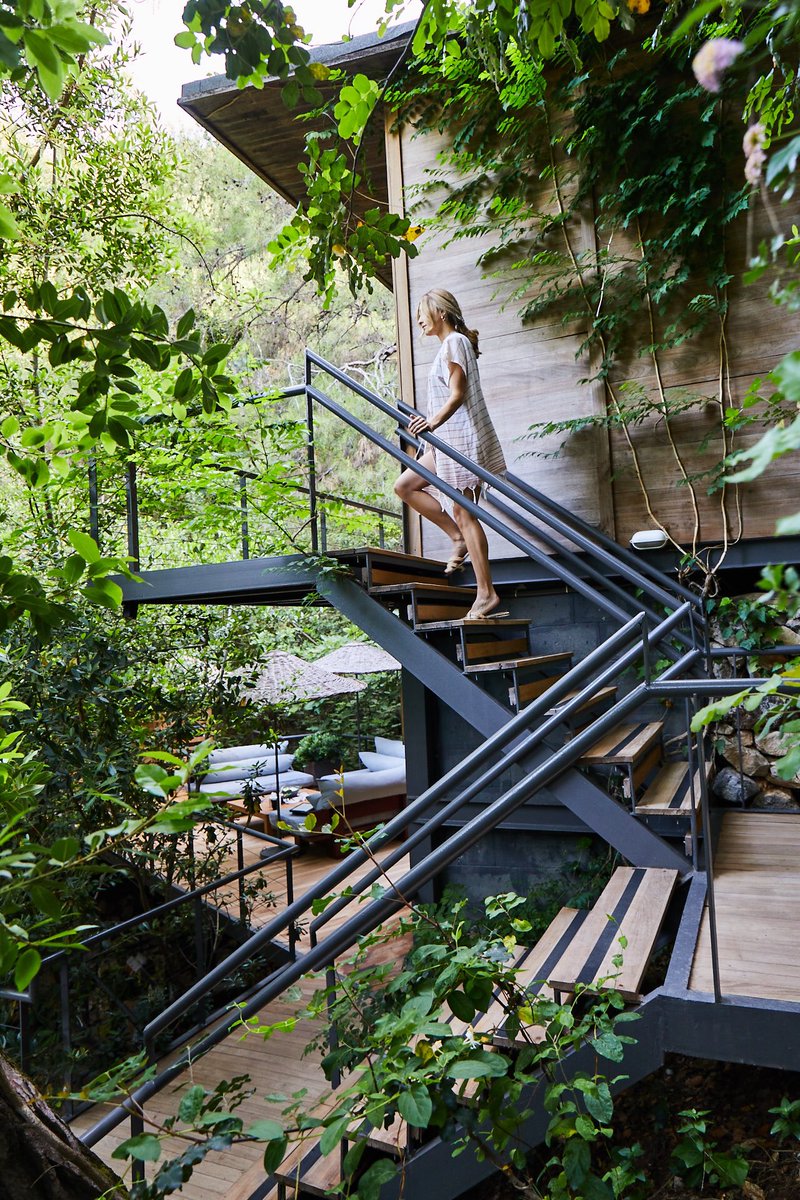 HillsideFethiye's tweet photo. Take a little break &amp; pamper yourself at Sanda Nature Spa. 🍃🧖🏼‍♀️ Have a rain forest massage, clear your body of stress with the rhythmic movements accompanied by the soothing smells of the beautiful sandal tree oil. 🎋🌱 https://t.co/273lM3dj1X