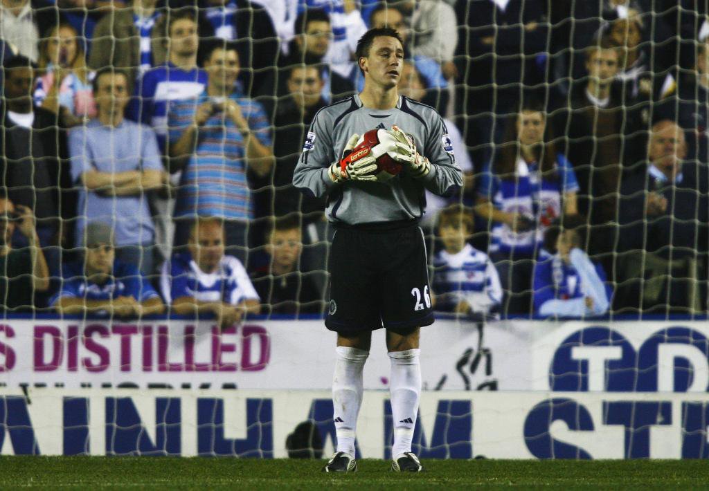Chelsea FC USA (@ChelseaFCinUSA) on Twitter photo 2019-10-14 18:41:42 Captain. Leader. Legend. Goalkeeper. On this day in 2006, John Terry stepped into goal after Petr Cechs major head injury and another injury to Carlo Cudicini and secured a clean sheet victory 🛡 Captain. Leader. Legend. Goalkeeper. On this day in 2006, John Terry stepped into goal after Petr Cechs major head injury and another injury to Carlo Cudicini and secured a clean sheet victory 🛡
