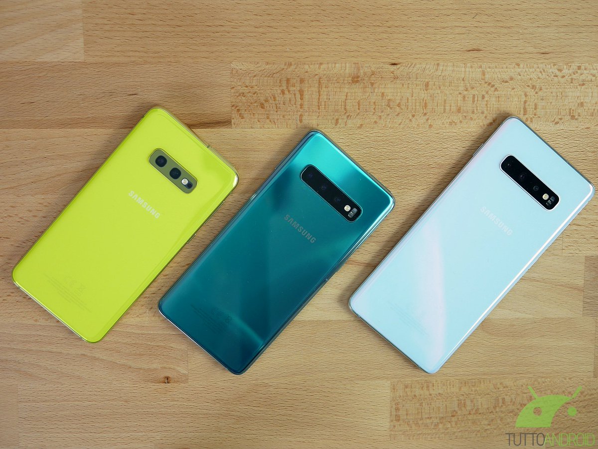 zazoomblog's tweet image. Ecco come installare Android 10 con One UI 2.0 beta su Samsung Galaxy S10e S10 e S10+ - #installare #Android #Samsung #Galaxy zazoom.it/2019-10-14/ecc…