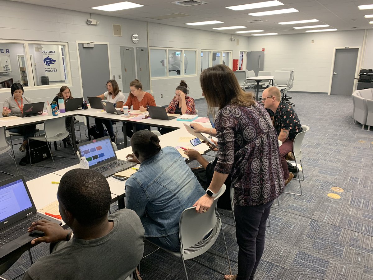 CMahaney123's tweet photo. 📚New Secondary ELA/Reading Ts getting the opportunity to unpack standards and dive into resources with @tblinnja during the New Teacher Professional Learning Institute today @DeltonaHigh! 📝#VCS123 @vcsreadela612 @VCSNewTeachers https://t.co/bNn2t1jNgV