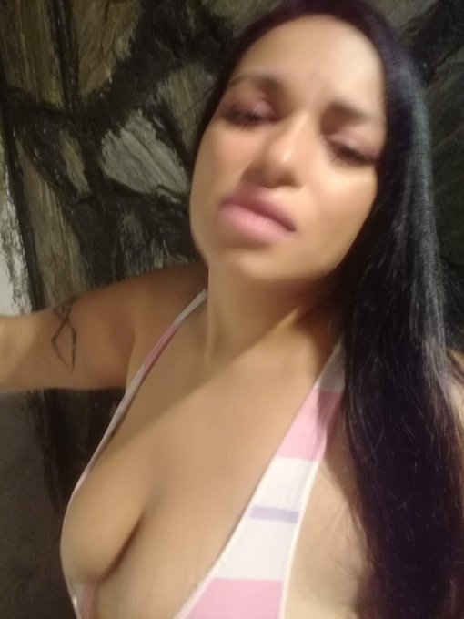 FUCKING HER FEET, MOUTH AND FACE https://t.co/U4pWmhIsK7

#sex #porn #horny #pussy #sexy #teenporn #thicc