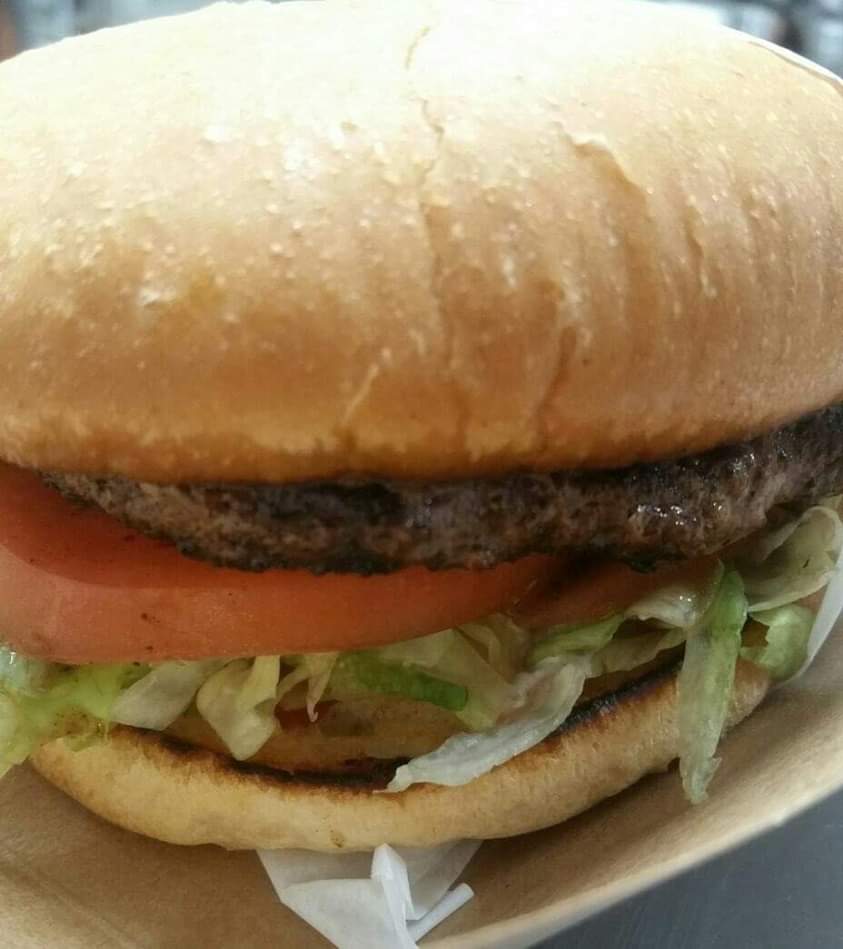texaspoboys's tweet photo. 2.99 1/3 Lb Hamburgers every Monday night 
1586 Wald Rd New Braunfels, Texas 
open at 4pm till 9pm https://t.co/7nk5Uompfg