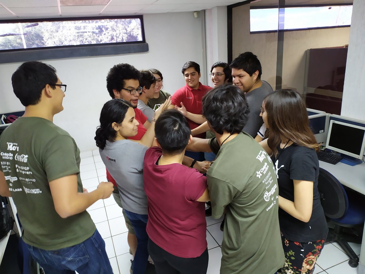 emcor's tweet photo. 😃📷 Compartimos algunas fotografías del taller impartido por nuestro compañero, el Maestro Carlos Adán Ramírez Almeida 🙂 quien la semana pasada nos apoyó a compartir sus conocimientos sobre la metodología de #SCRUM en la universidad de Itesca Cajeme 📚 https://t.co/p24wamswN1