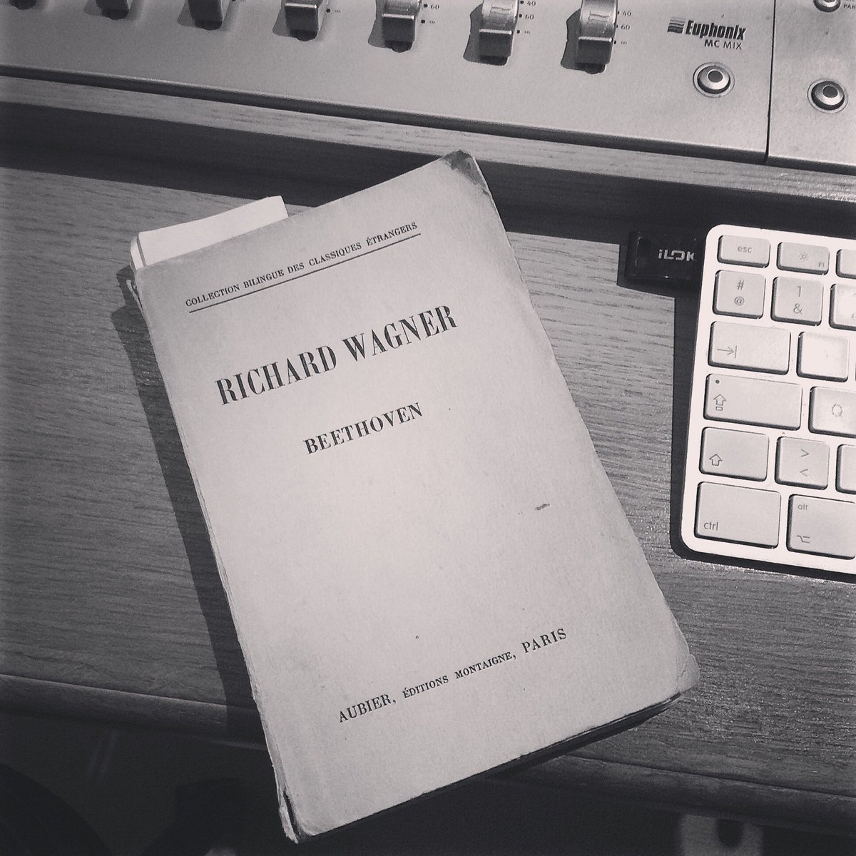 ewallix's tweet image. #Inbetweendays from a musical place to another #beethoven ➡️#wagner. #eroica➡️#walküre. @ondif with @CaseScaglione #balancetime