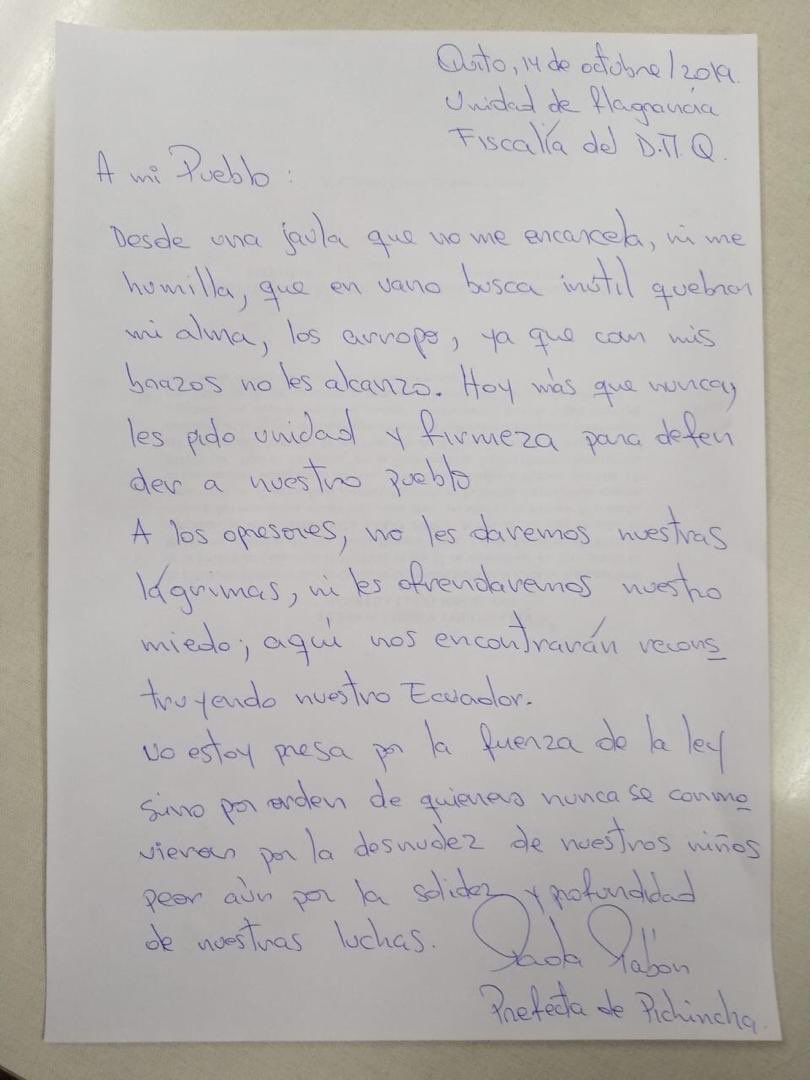 PaolaPabonC's tweet photo. A todo mi pueblo, a los pueblos del mundo, a mis hermanos y hermanas! Con la mayor dignidad que nos da la honradez de nuestros actos y el sentido histórico de nuestra lucha! https://t.co/GnabF2CNg8