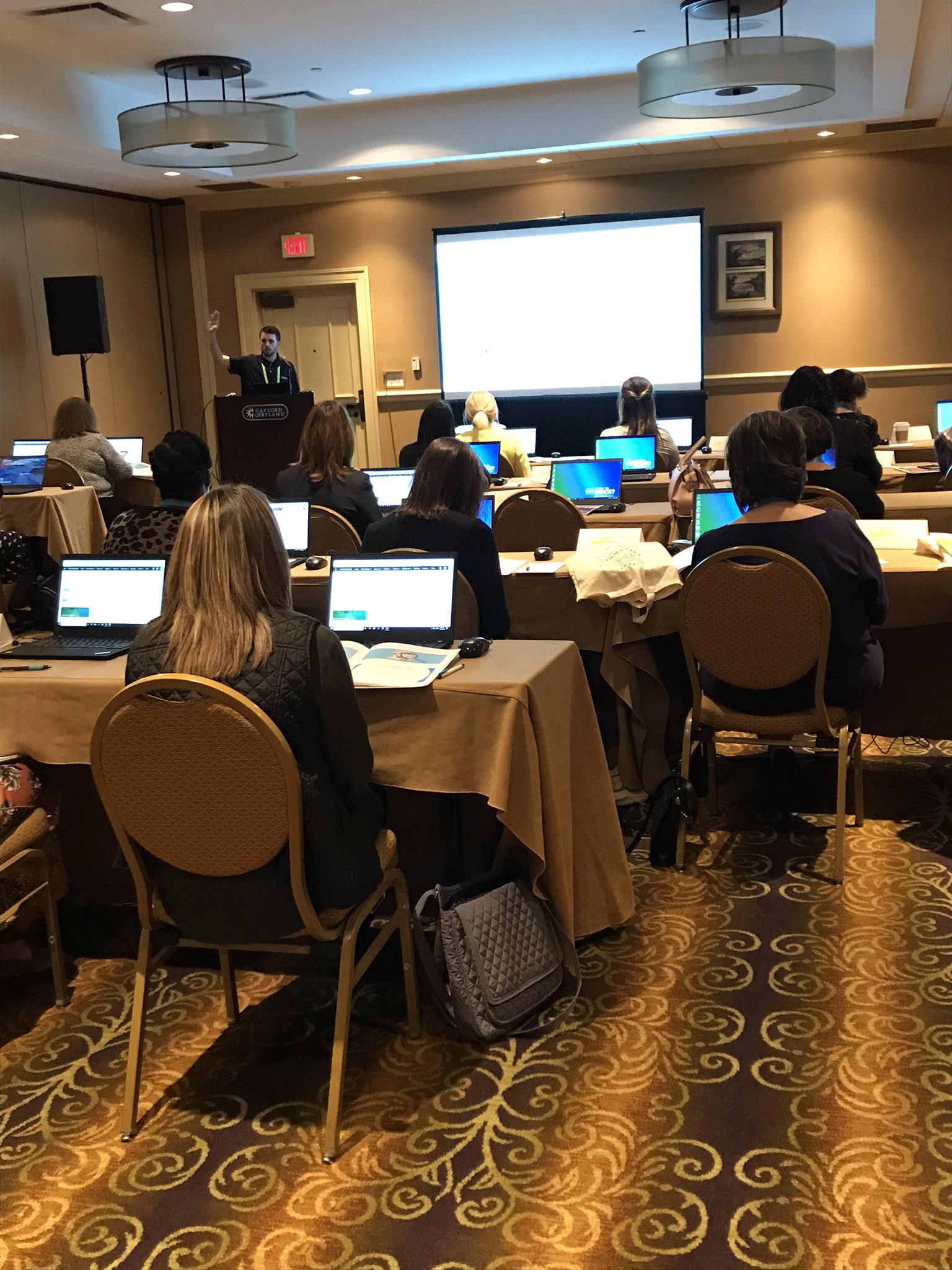 kristenmartin on Twitter "Will is getting laughs with Avril Lavigne