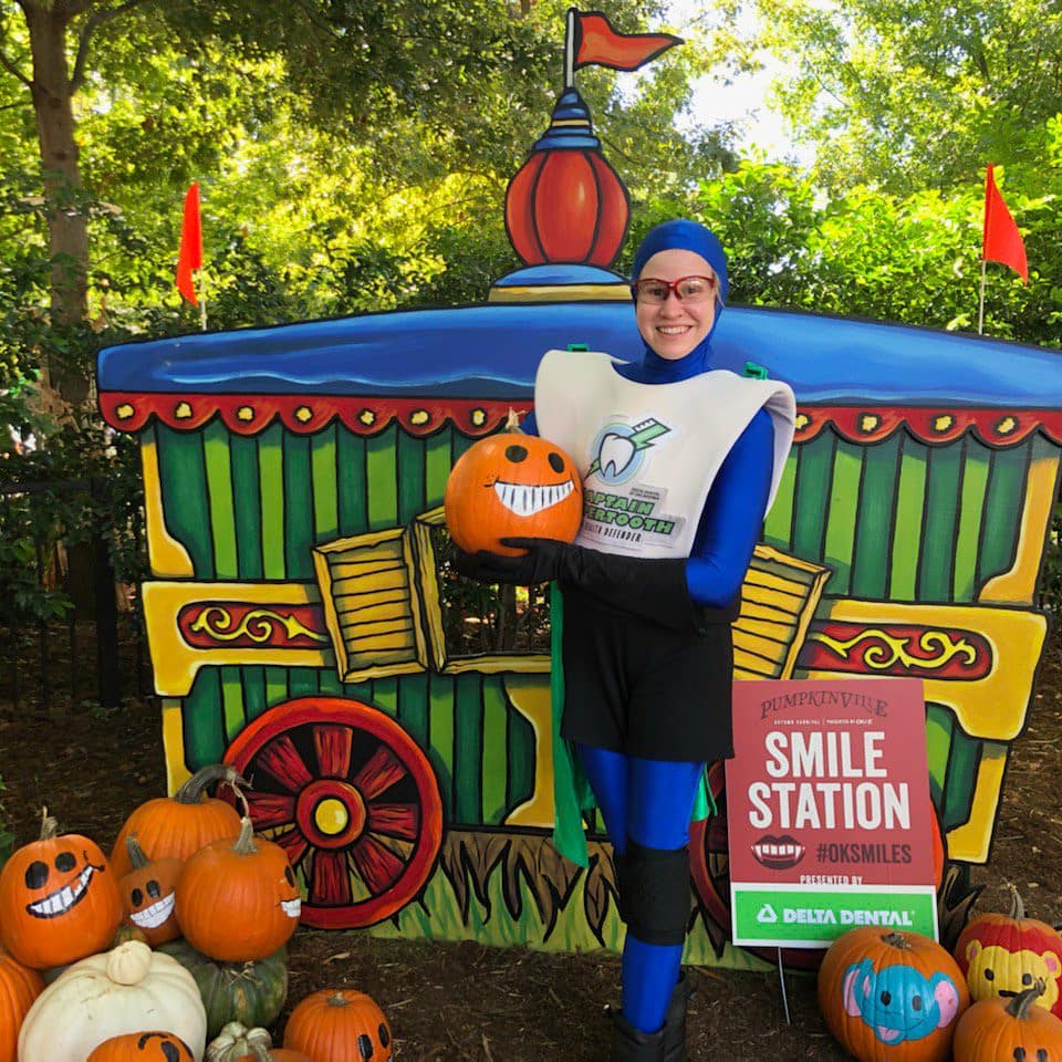 DeltaDentalOK's tweet photo. Our defender of oral health had a blast at #PumpkinvilleOKC yesterday. We hope you have the opportunity to attend, and snap a photo at our Smile Station! #CaptainSuperTooth #OKsmiles https://t.co/QeHEsFzVXv