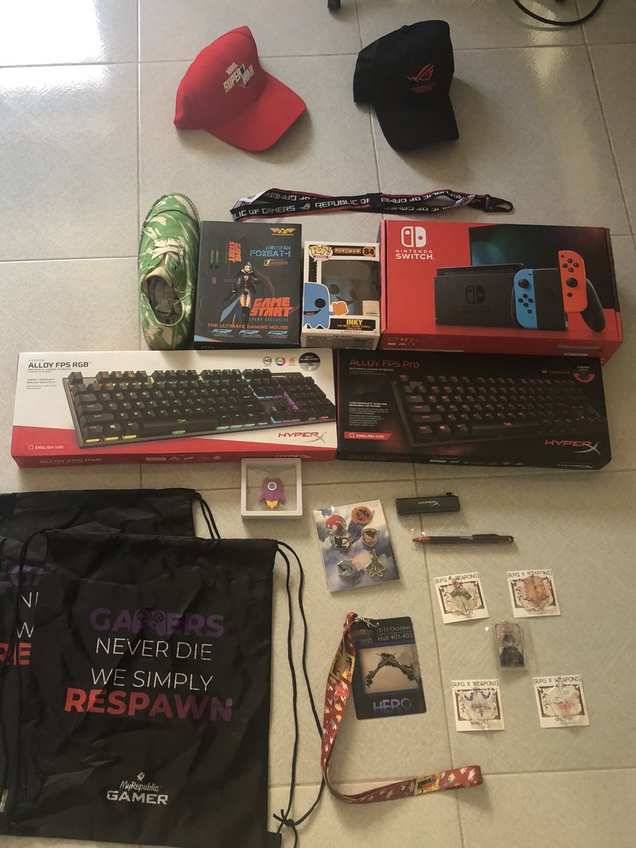 Ryan_Nyterra's tweet photo. #GameStart2019 #GameStartasia2019 loot
Last year for the year and i think i covered my cost for my run with the convention. 
1 day it will return and i'll be back to support them. https://t.co/16oO9kNp0I
