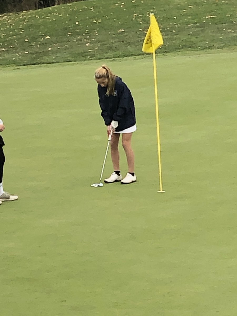 Haley on 9th at Greystone⛳️