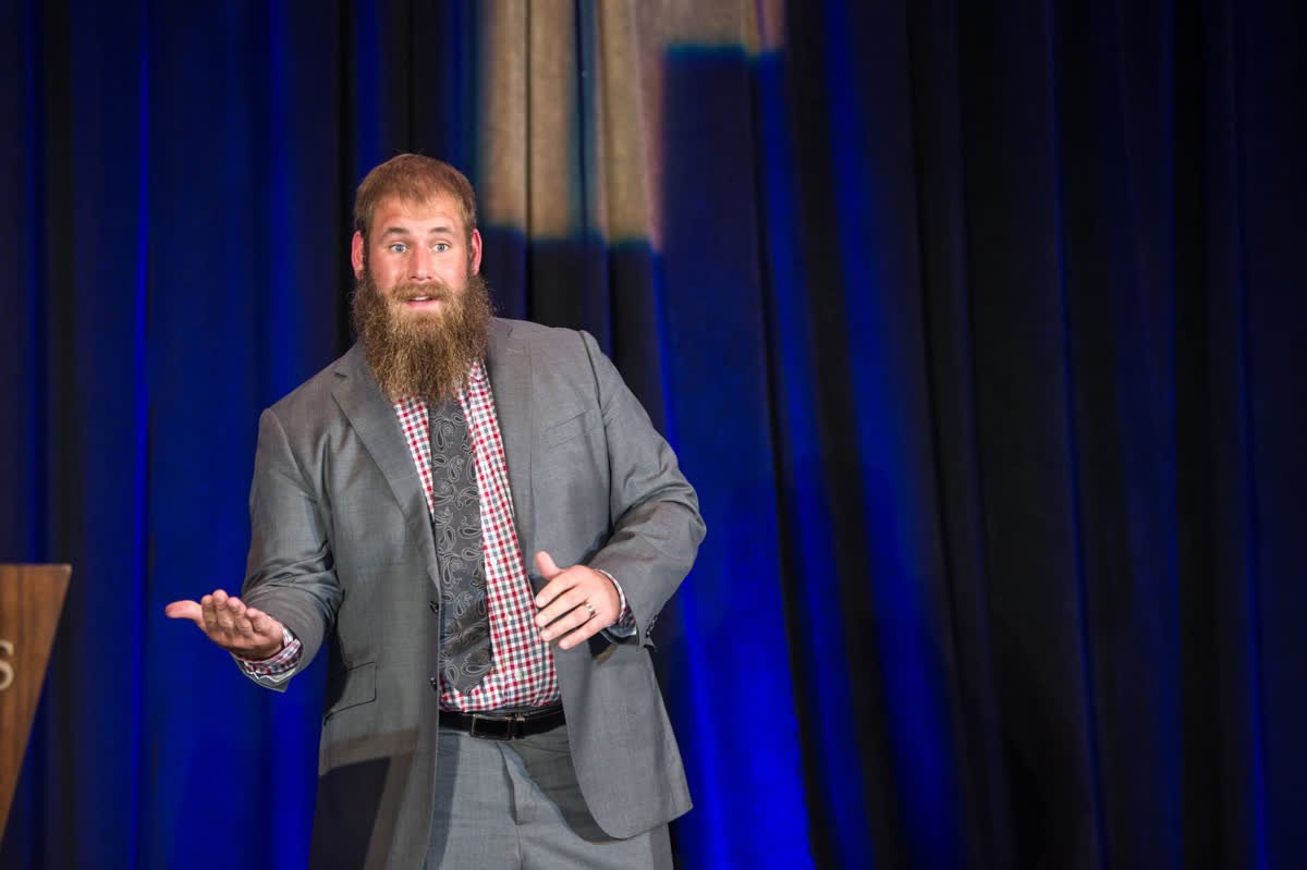blockinghunger's tweet photo. Heads Or Tails?! #OneWeekAgo @tfrederick72 raised over $250,000 for his Blocking Out Hunger Foundation whose mission is to provide support of inner-city & low-income children throughout metro Dallas who struggle with hunger.
#BlockingOutHunger #DallasCowboys #TravisPantry https://t.co/XrSjmJhKGX