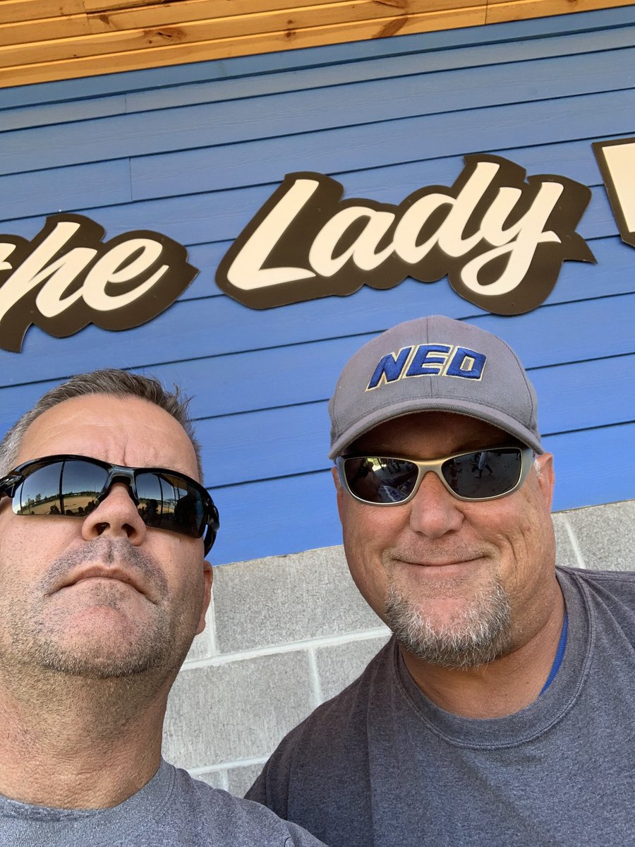 BrittonTaylor_'s tweet photo. This the type of picture your parents send you while they’re in Mexico celebrating their anniversary... “We miss you!” 

Btw these are my coaches😂 @Coach_Ivy4 @edcain23 https://t.co/Rg1XTnkgAc