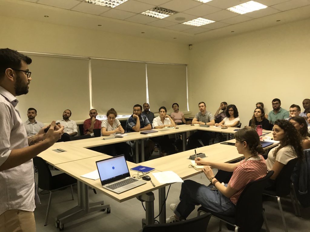 Full house today at the <a href="/AUB_FAFS/">AUB_FAFS</a> and AEDRG workshop on “causal inference and the design of impact evaluations in international development and humanitarian settings” by our affiliate Dr. Wael Moussa 

 <a href="/WaelM10/">WAEL10🐐</a> 
#causal #inference #impact #DevelopmentEconomics #humanitarian