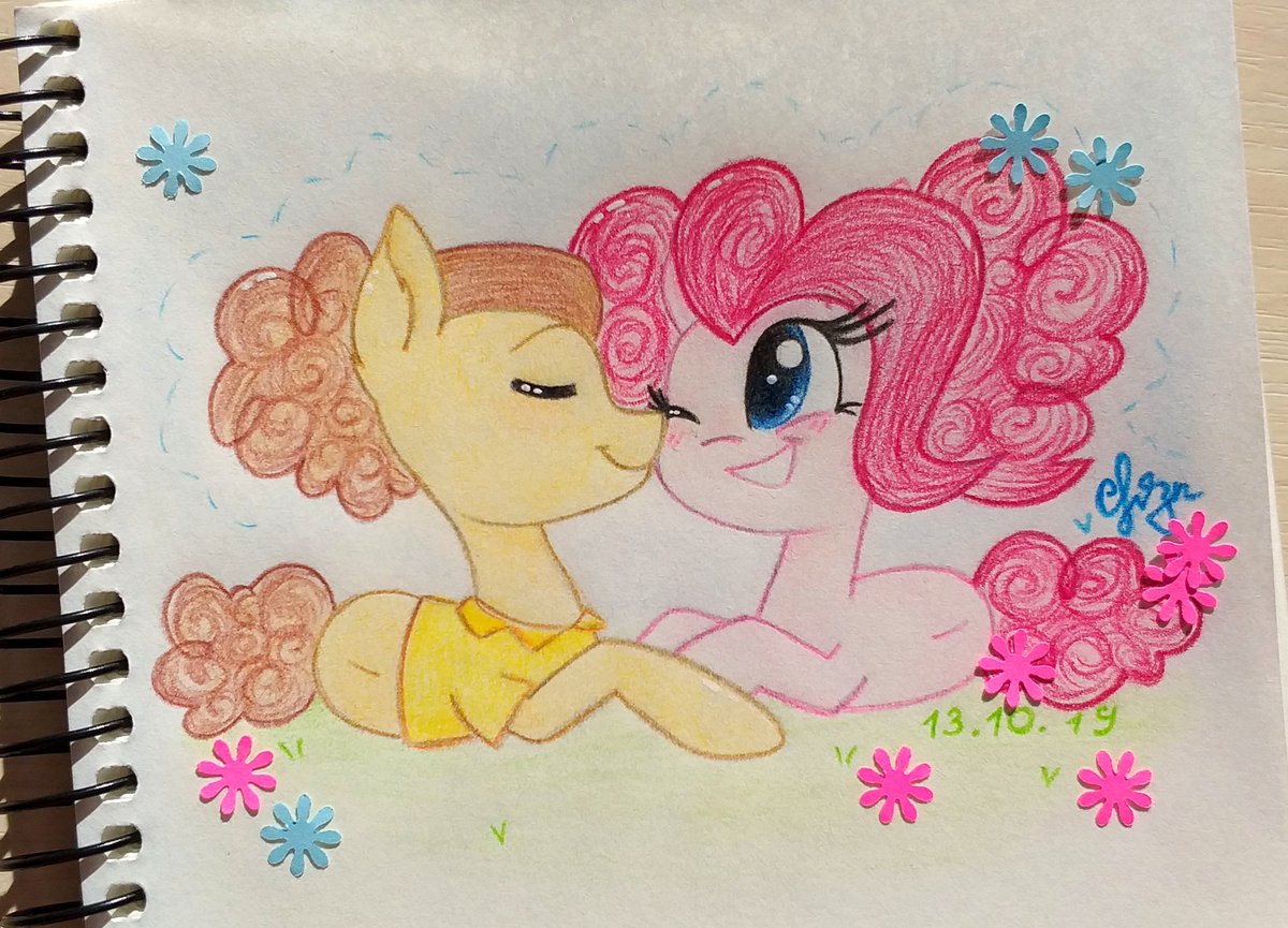 _VeronikaArt_'s tweet photo. 💖🧡💖🧡

#MLP #MLPFiM #Brony #mlpfanart #MLPSeason9 #shipping #mlpshipping #mlpcheesepie #PinkiePie #cheesesandwich #fanart #myart https://t.co/u1MZBj3fpx