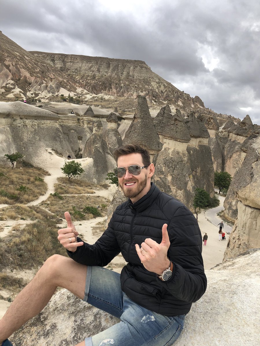 De los mejores lugares que conocí 🏜🔝.
.
.
#cappadocia #chimeneasdehadas #turkey