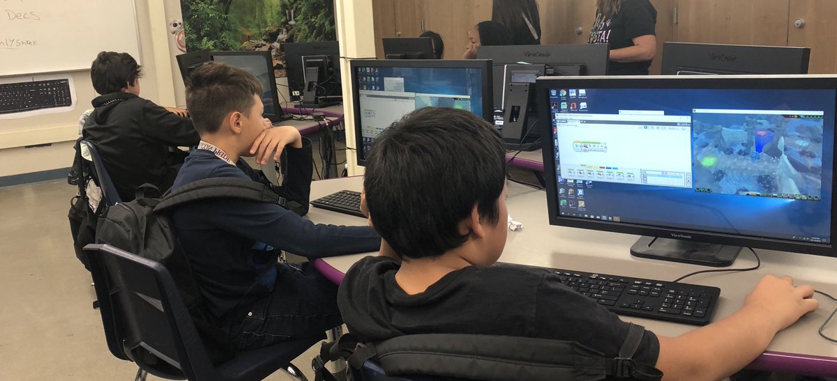 VirtualBrick programming - they are moving right along! ⁦<a href="/FortMillerMS/">Fort Miller Middle School</a>⁩