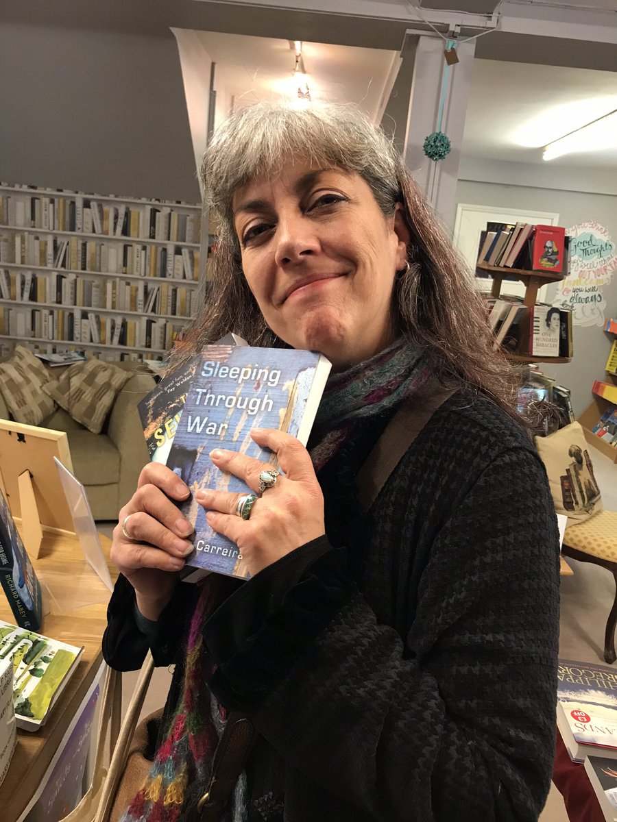 abbieyvette's tweet image. Congratulations to the super talented Jackie Carreira.  One of the new patrons at Halesworth Library.  Thanks for finding the time to pop in and see us Jackie💕📚
#jackiecarreira #librarypatrons #supportyourlibrary #talkinginthelibrary #authorsandplaywright #suffolklibraryday