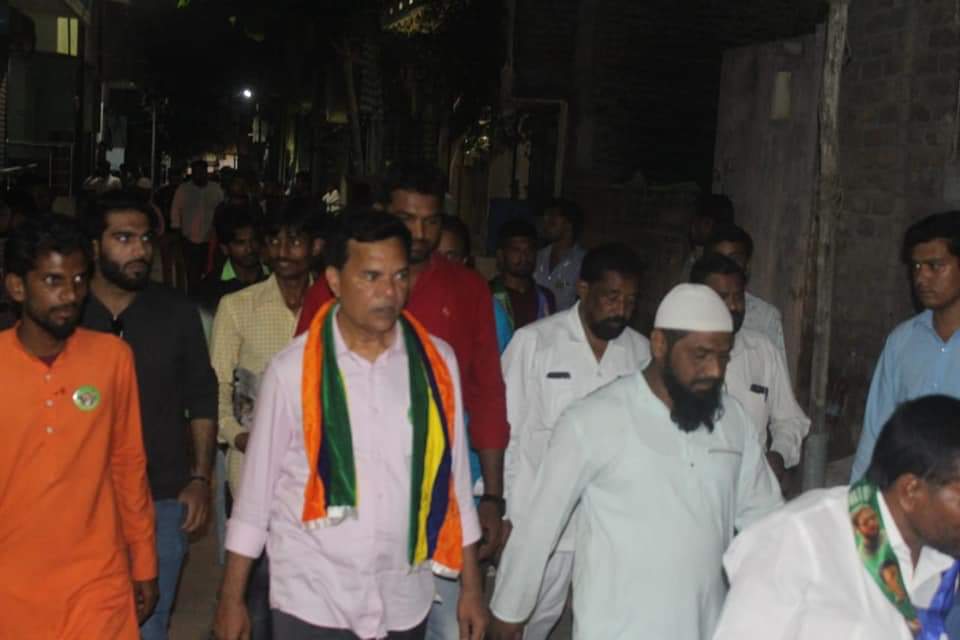 Mohammadshoeb0's tweet photo. Alhamdulillah Live
#Aimim #MLA #Candidate From Aurangabad East #Dr Abdul Gaffar Quadri #Sahab Hussain Colony Paidal Daura #Ex #Opposition #Leader Ayyub Jagirdar Corporetor Hyderabad active member #abid ali #YouthIcon #Wajed #Jagirdar Babbu Pathan Aur Bhi Log Maujud The https://t.co/rJrWP7yayY
