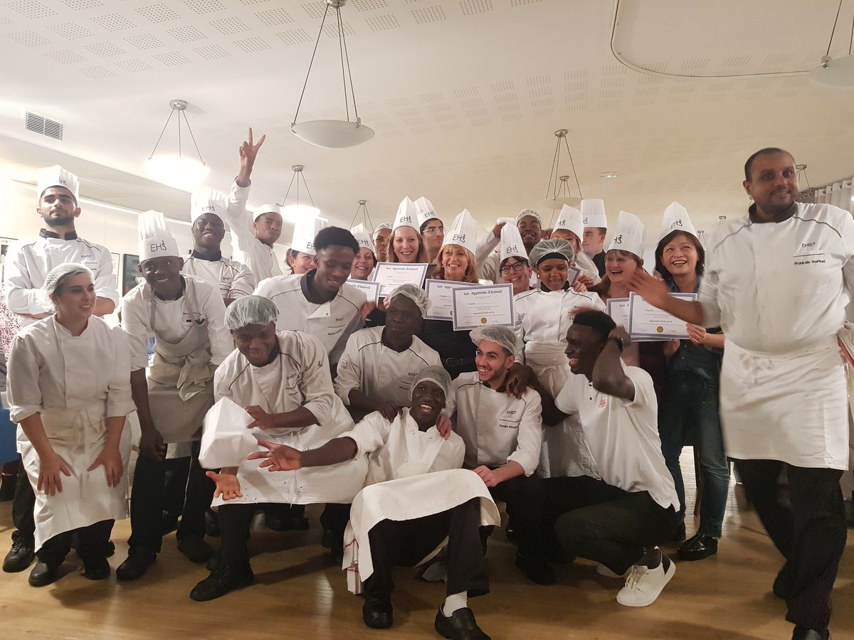 Top ambiance avec les grands gagnants de notre Team Bulding solidaire aux Apprentis d'Auteuil. Cercle des managers Auto corporel au top ! 👍😉