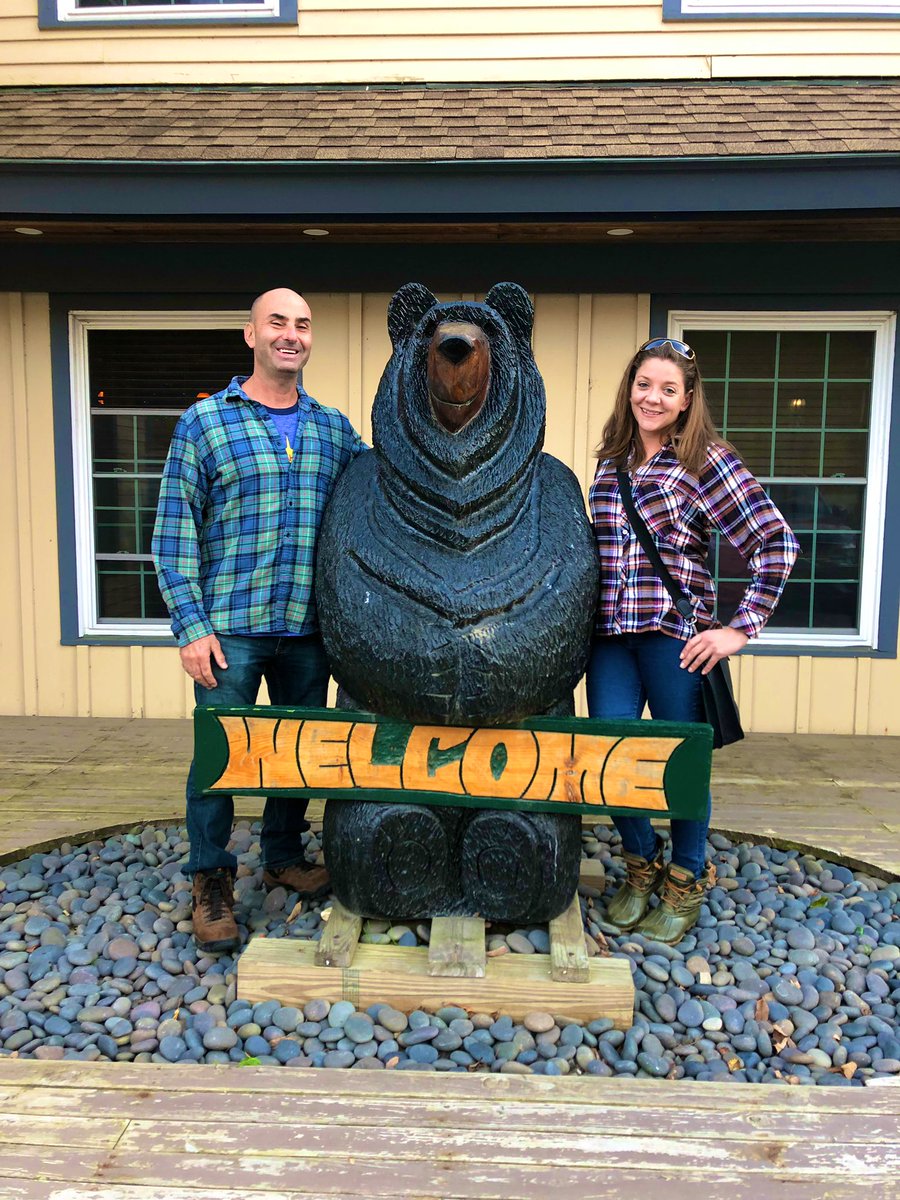 KJOrefice's tweet photo. What a great long weekend! On our first day back to “work” we spoke a lot about mental health. The ability to clear our minds, fill our hearts, find our passion, live our best life. This weekend sums up my life. So blessed #footballmom #fallfoliage #vermonthikes #futurecarpenter https://t.co/3ezlsYhPw9