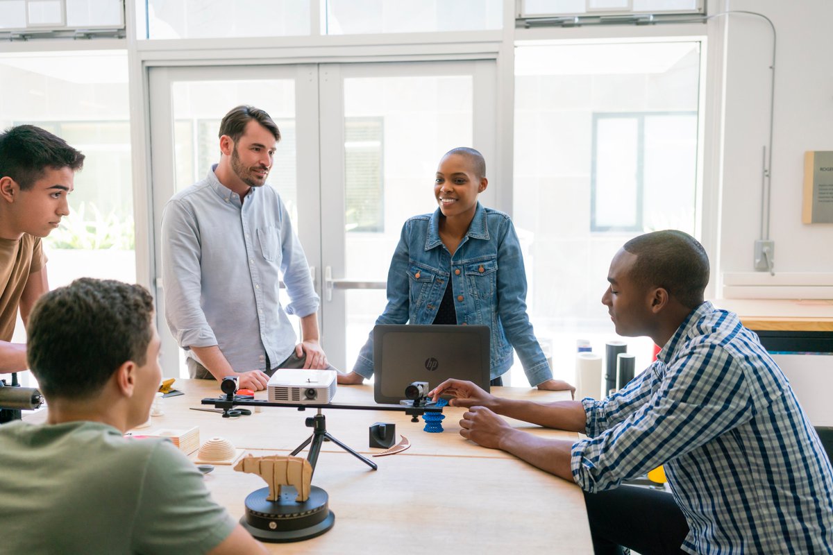 Today the #StudentEshipChallenge teams are pitching their cutting-edge #socialentrepreneurial business ideas to the panel of judges. To all competitors and their @NACCE mentors: you've got this! 🙌 bit.ly/2YMcwKB