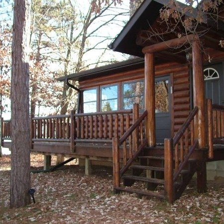 Looking for a great place to make family memories this holiday season? Check out these beautiful vacation homes by The Cottage Keeper on Castle Rock &amp; Petenwell Lakes cottagekeeper.com