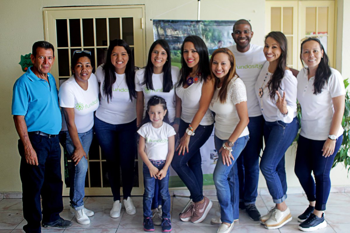 Ser parte de algo más grande es lo que da sentido a nuestros días, evolucionamos para adaptarnos a la realidad que nos motiva a continuar, siendo fieles a nuestros principios💚sin retirar la vista del futuro, ese que da fuerzas a nuestro andar💥
#Fundasitio