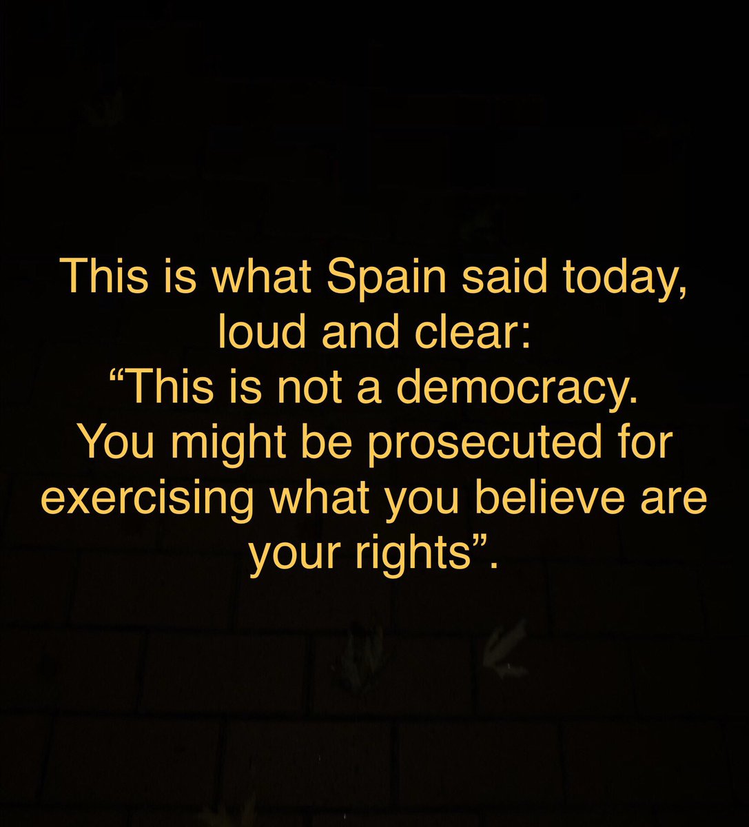 cecirichero's tweet photo. Just in case someone outside Catalunya didn’t get the message: https://t.co/aq4JK34MnZ