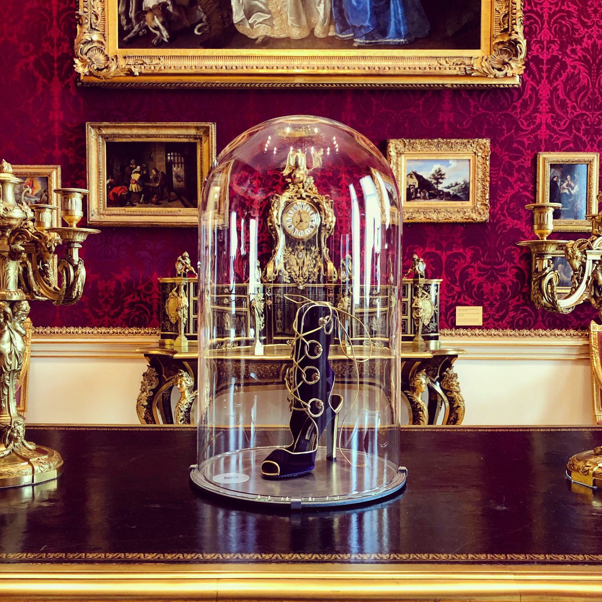 LittleSisterLDN's tweet photo. This summer at @WallaceMuseum I saw the brilliant Manolo Blahnik exhibition. Seeing his shoes displayed alongside the works of art, it’s clear to see how strongly the Collection influenced him. It’s on till 27th of October - and it’s free! #londonforfree #halfterm #manoloblahnik https://t.co/ZAQ7hbjSLI