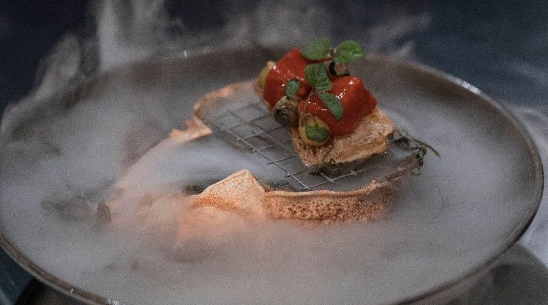 origenonline's tweet photo. San Sebastián Gastronomika se rindió a los pintxos.
👉 https://t.co/5UL2rOhOc3
@ssgastronomika #SSG19 https://t.co/qzjUUq598B