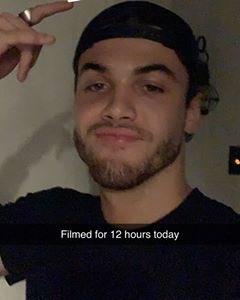 chambsvuitton's tweet image. parallels