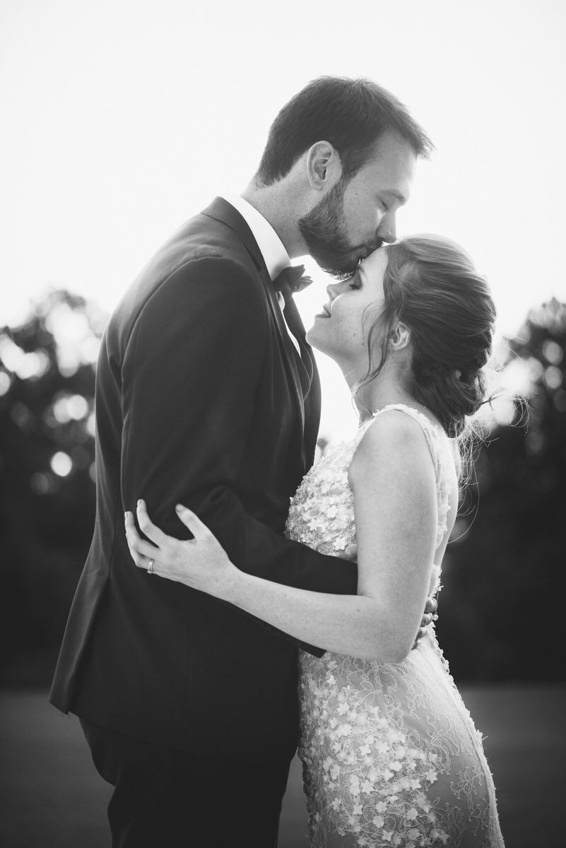 MickaelApelian's tweet photo. Jardin des Fontaines Pétrifiantes📍
#mariage #mariage2019 #lasone #isere #wedding #ThePhotoHour @ThePhotoHour #Nikon #france #beautiful #love #nikonfr #nikonphotography #NikonD850 #weddingdress #bnw #bnwphotography https://t.co/nxWa2gwEd0