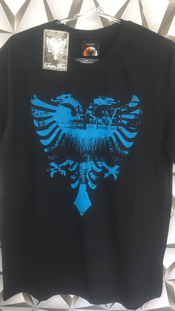 brunotremballa's tweet photo. 🇦🇱🎇#cavaleira 
R$50,000
Gardenia azul (favelão )
Rua doutel de Andrade 
WhatsApp 971136888 https://t.co/ZghpodLZUd