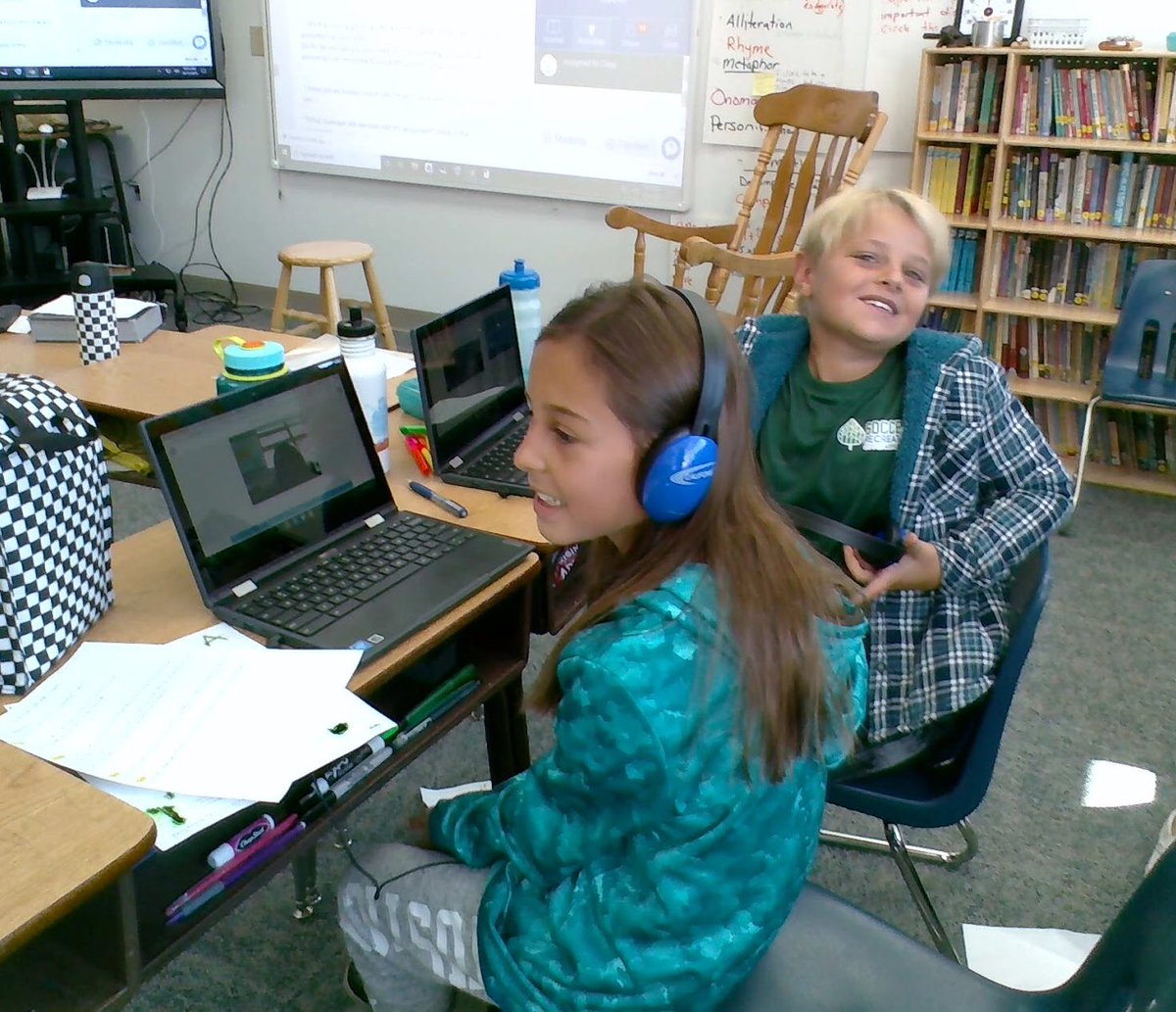 AspenElemSchool's tweet photo. Terrific use of technology in Jeff White’s class. Students record video responses on Seesaw. This is an excellent application to demonstrate and share learning!@AspenSchoolDist https://t.co/w9nTCDznrE